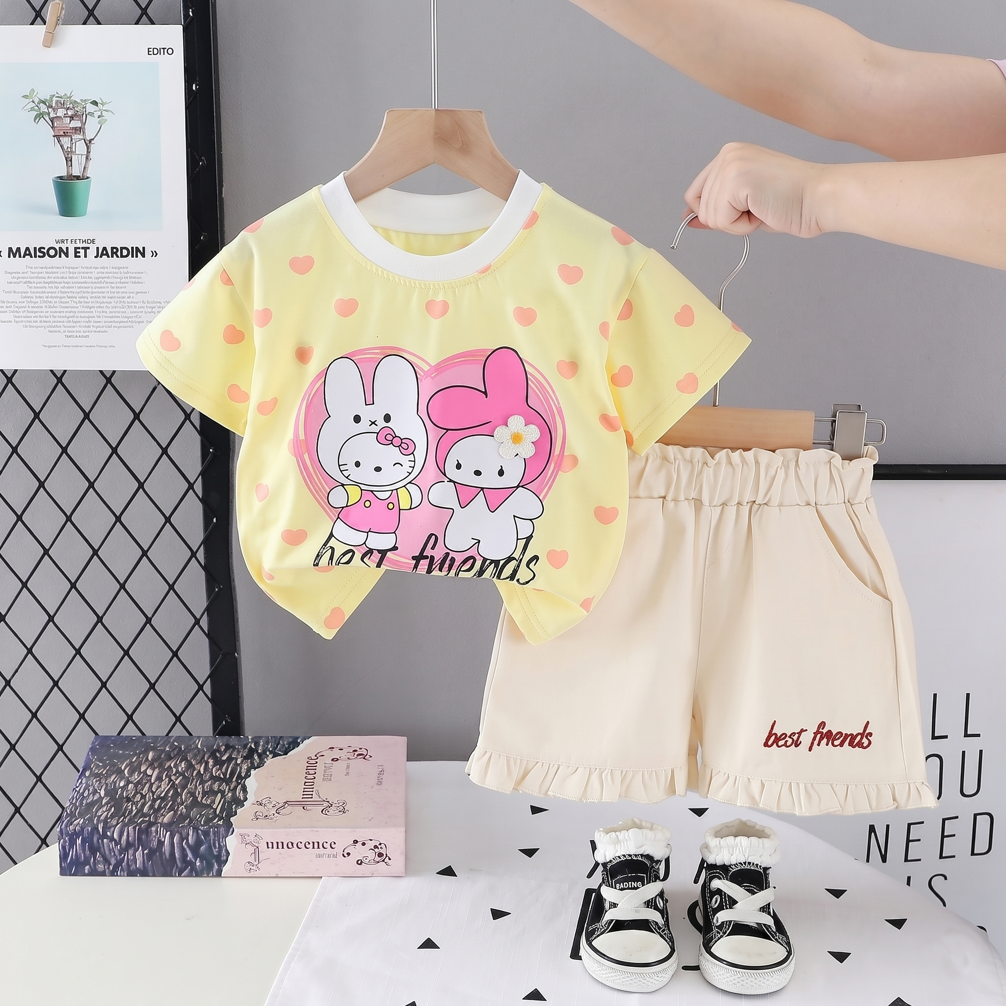 AMIONE Cotton Best Friends Design Yellow Color Short Sleeve Tshirt and Shorts Clothing Coord Set for Baby Girls