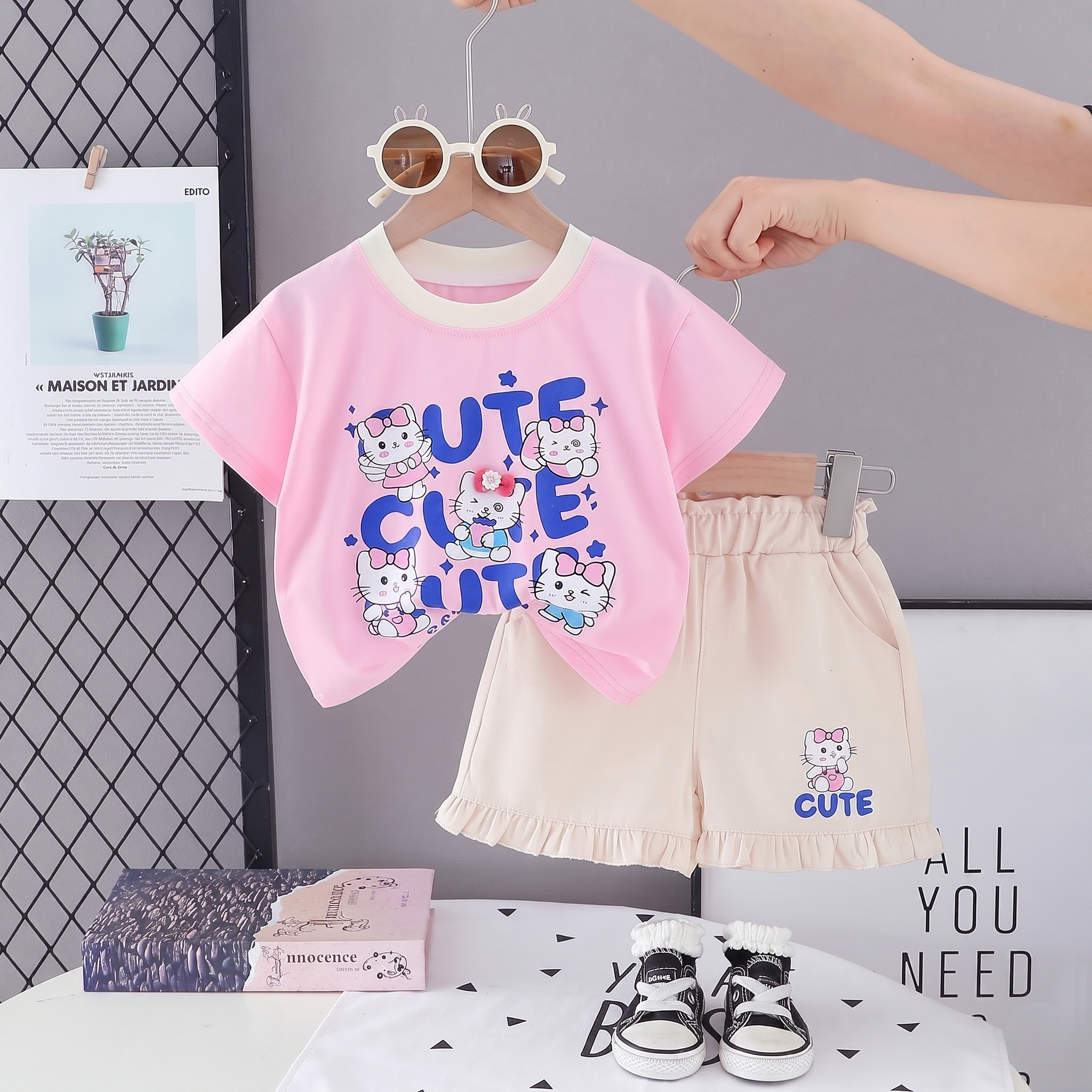 AMIONE Cotton Cute Design Pink Color Short Sleeve Tshirt and Shorts Clothing Coord Set for Baby Girls
